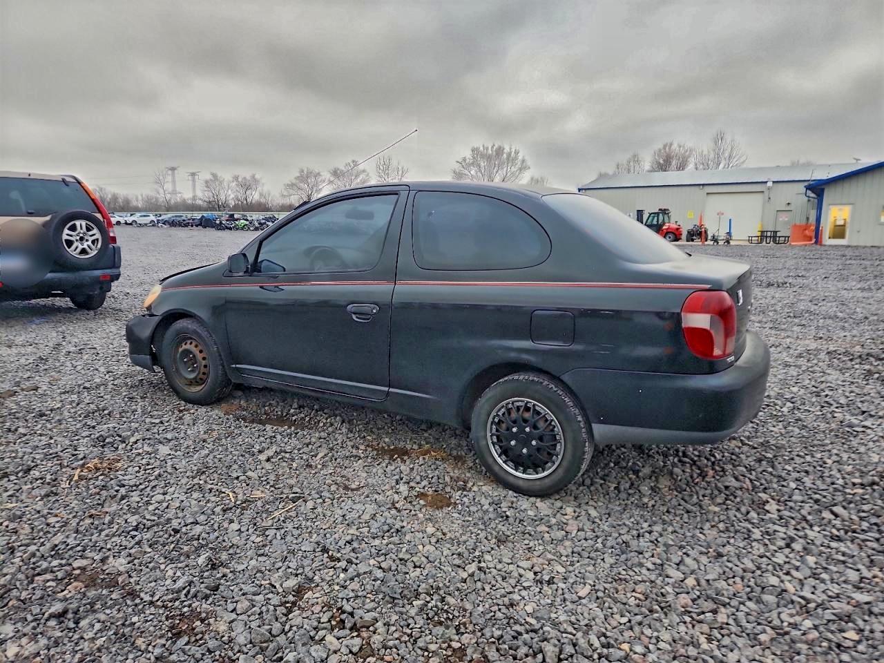 Toyota ECHO Image 12