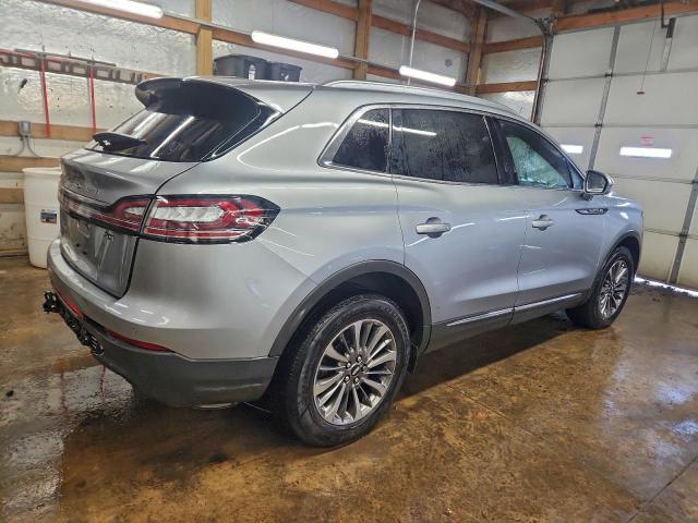 Lincoln Nautilus Image 6