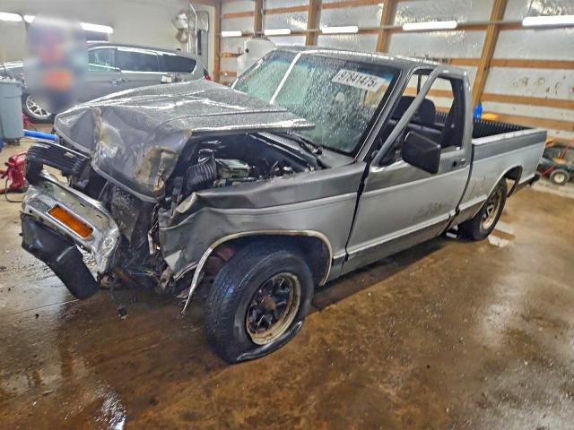  Salvage Chevrolet S-10