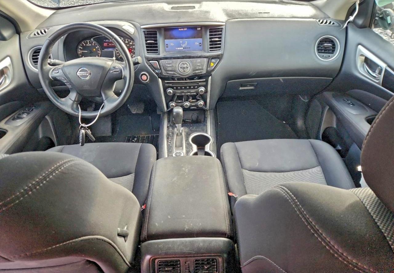 Nissan Pathfinder S Image 5