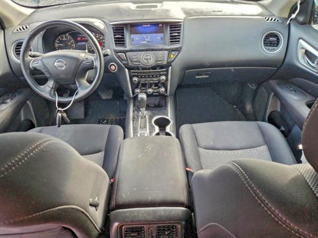 Nissan Pathfinder S Image 5