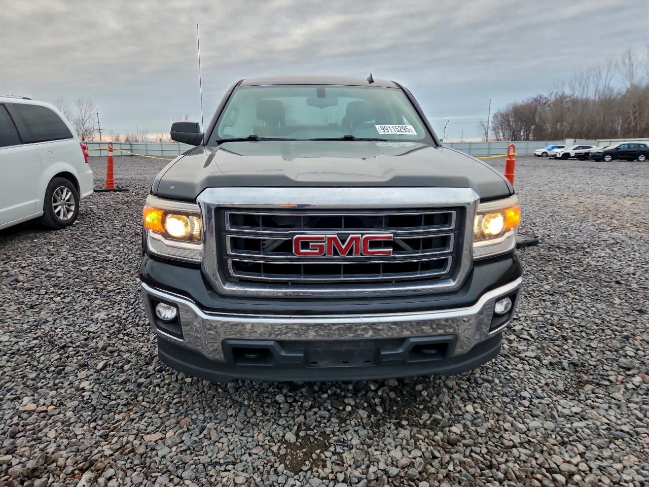 GMC Sierra K1500 Sle Image 9
