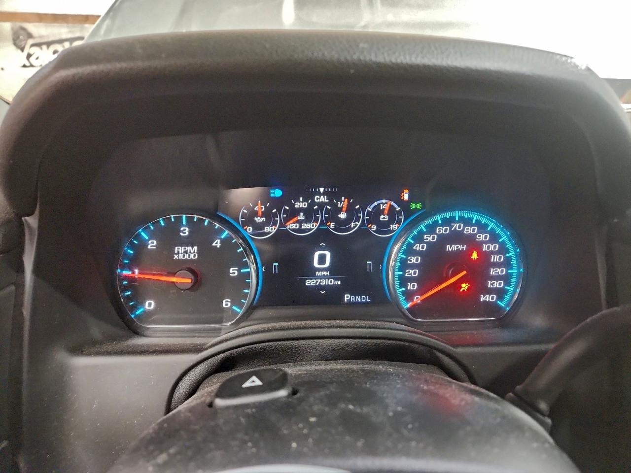 GMC Yukon Slt Image 8